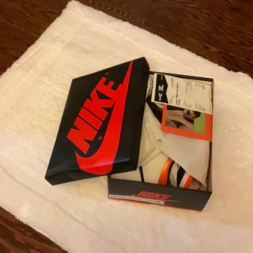 Jordan 1 Retro Sneakers